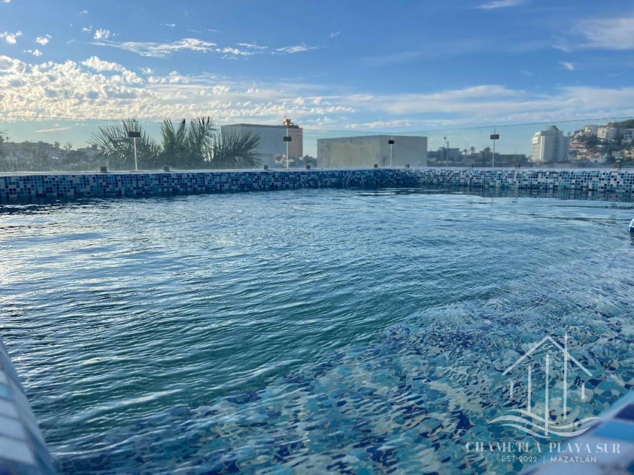 New & Modern, 5 Star Area, Walk 2 Beach, Pool, Views, King Bed Mazatlán Eksteriør billede