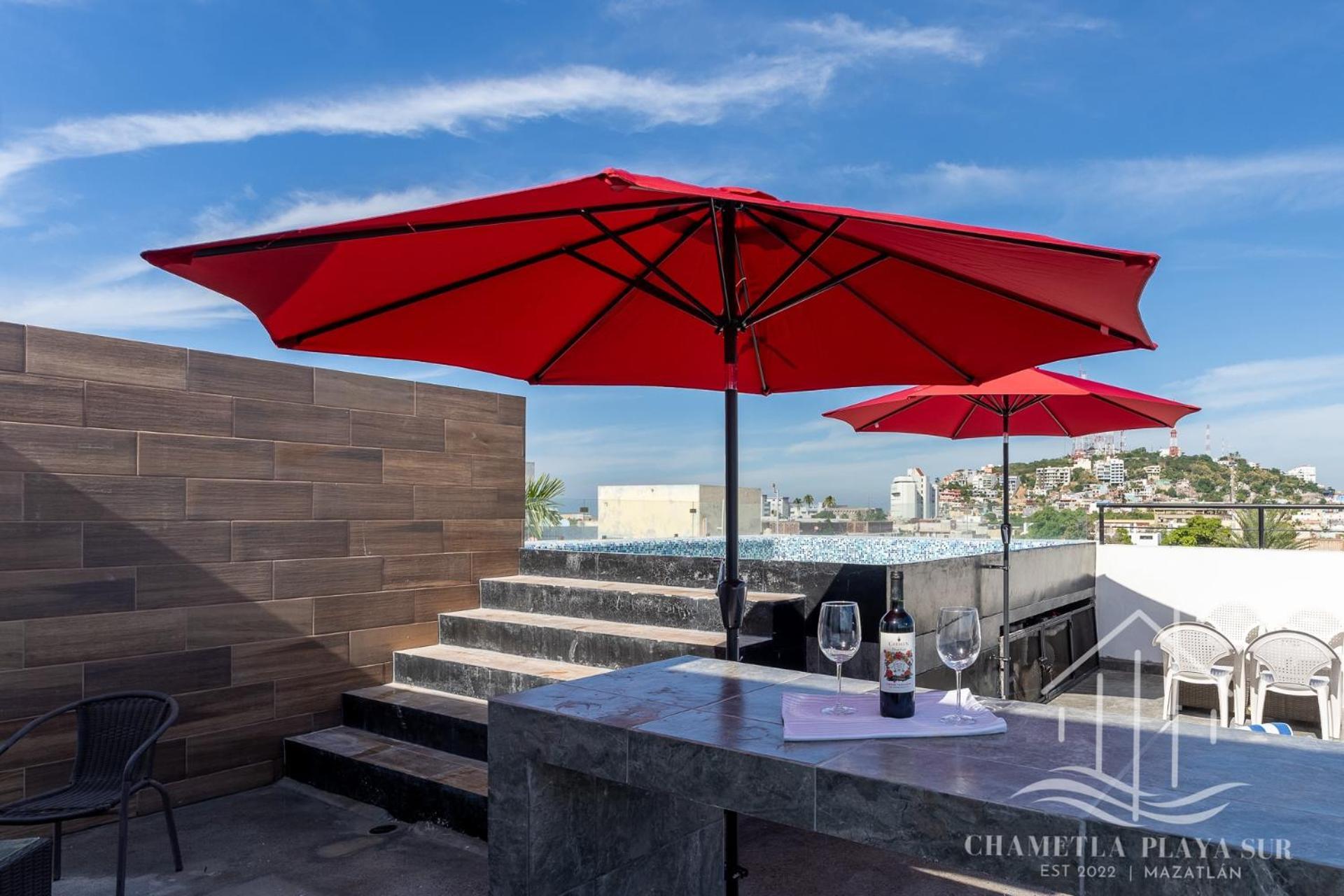 New & Modern, 5 Star Area, Walk 2 Beach, Pool, Views, King Bed Mazatlán Eksteriør billede