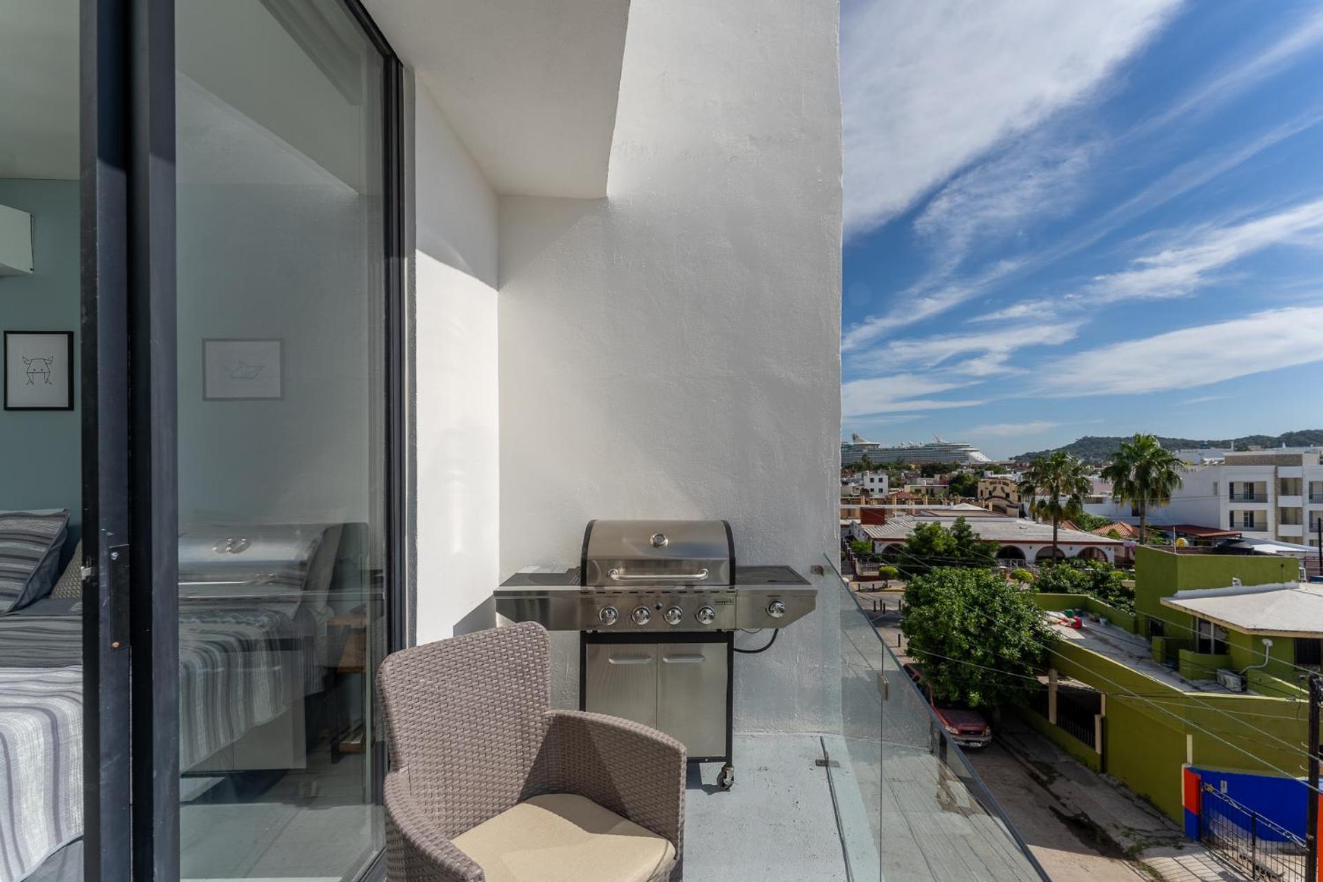 New & Modern, 5 Star Area, Walk 2 Beach, Pool, Views, King Bed Mazatlán Eksteriør billede
